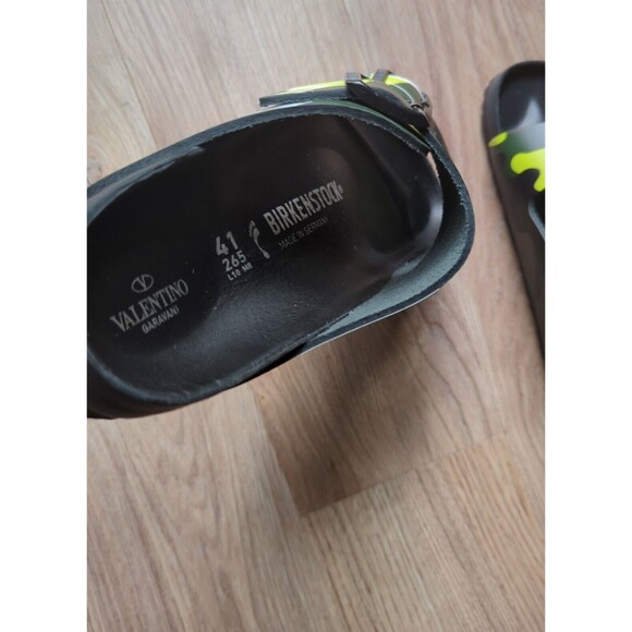 Birkenstock Valentino Arizona Army Lime Camo Logo Sandals EU 41 Mens 8-8.5 - Picture 10 of 16